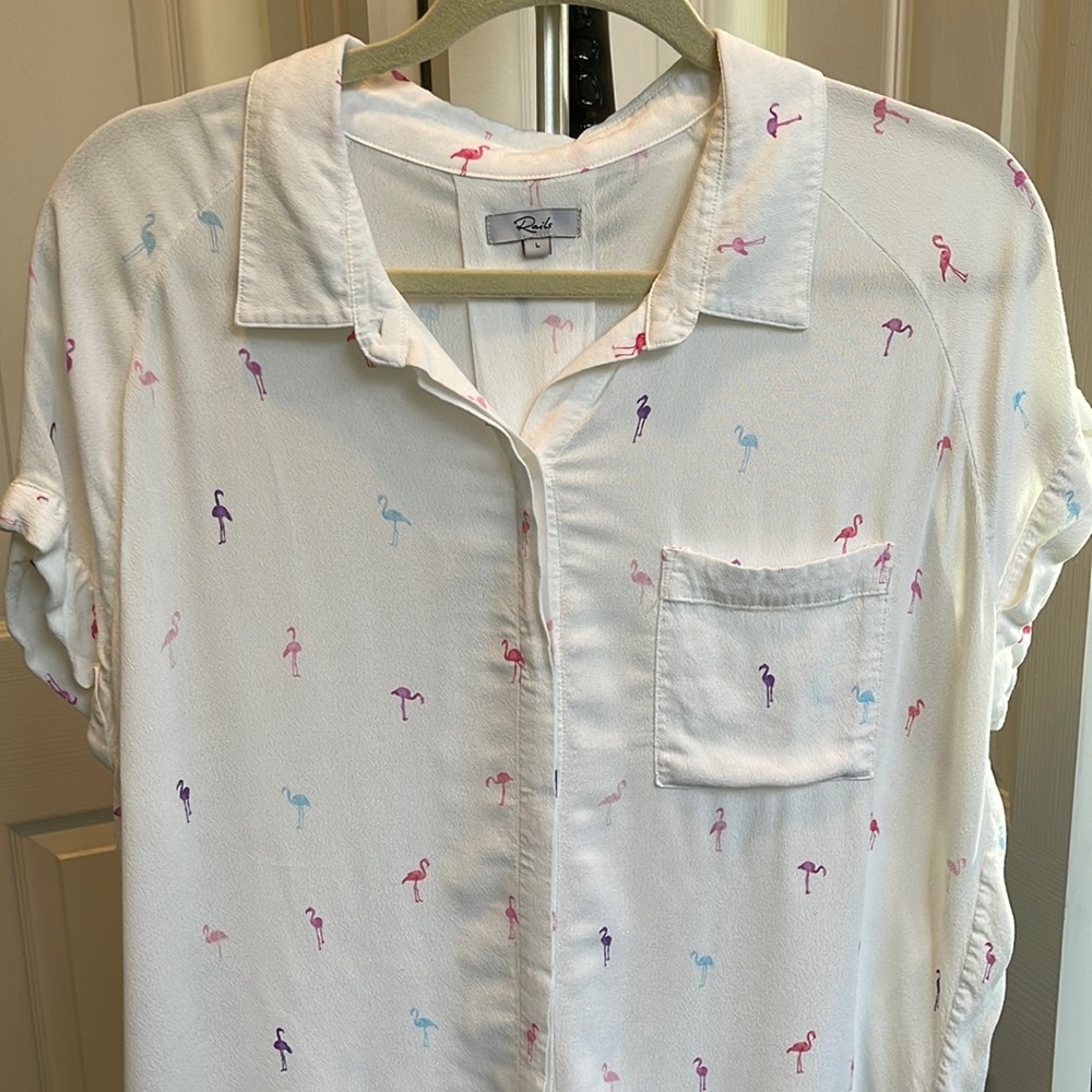 Cutest! Flamingo button down by Rails